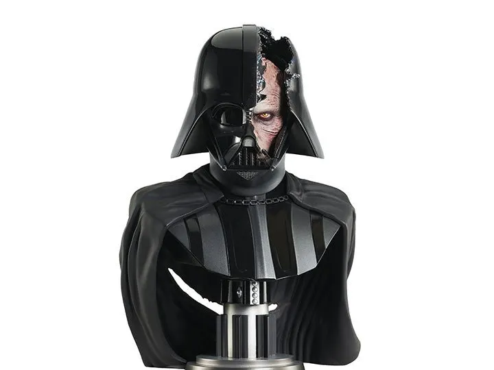 PRE-ORDER: Gentle Giant Star Wars: Obi-Wan Kenobi Darth Vader Damaged Helmet Legends in 3D 1:2 Scale Bust