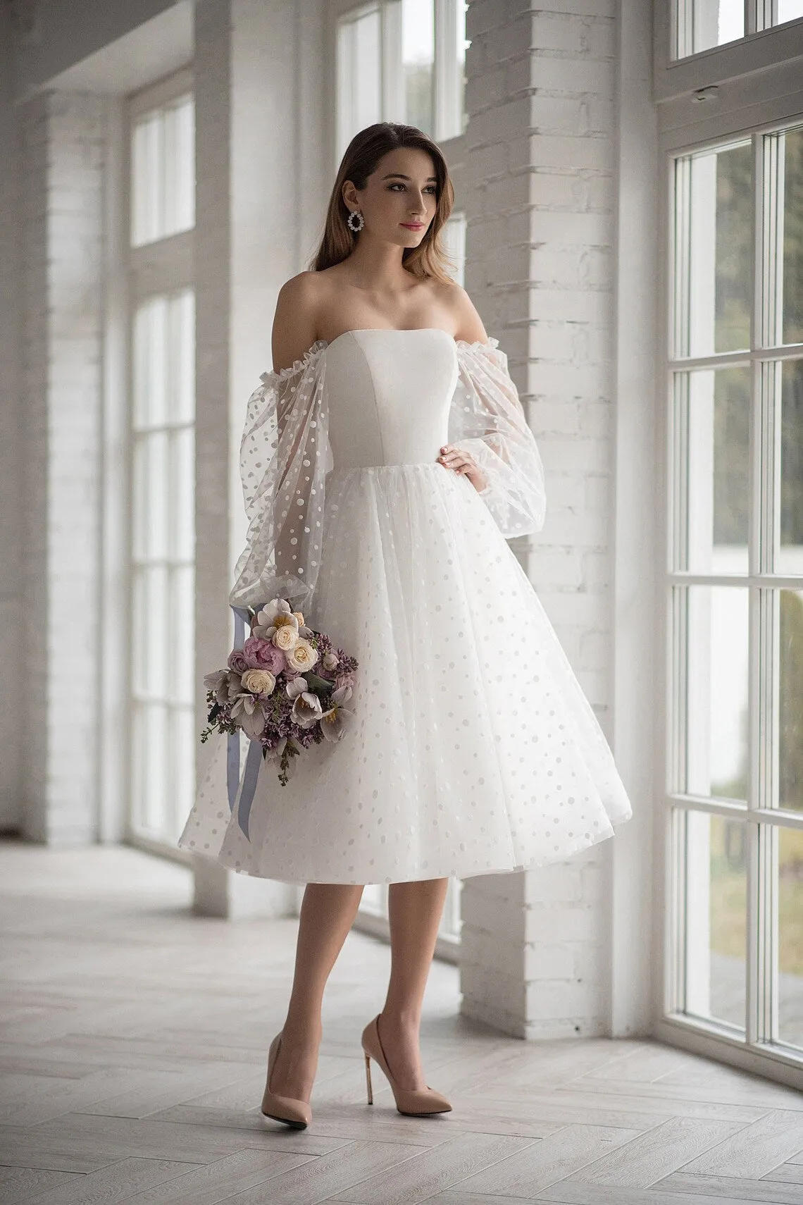 Short Polka Dot Wedding Dress with Bubble Sleeves