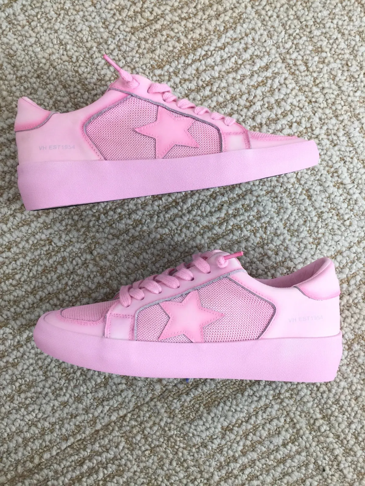 Vintage Havana Extra Hot Pink Sneaker