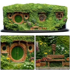 Weta Workshop The Lord of the Rings Bag End Hobbit Hole Environment Statue